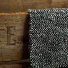 Load image into Gallery viewer, Harris Tweed Fabric 004