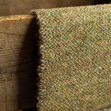 Load image into Gallery viewer, Harris Tweed Fabric 004