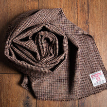 Load image into Gallery viewer, Harris Tweed Fabric 03