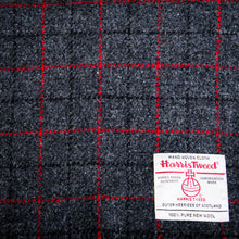 Load image into Gallery viewer, Harris Tweed Fabric 04