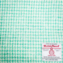 Load image into Gallery viewer, Harris Tweed Fabric 38