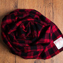 Load image into Gallery viewer, Harris Tweed Fabric 39