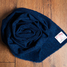 Load image into Gallery viewer, Harris Tweed Fabric 41