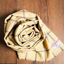 Load image into Gallery viewer, Harris Tweed Fabric 46