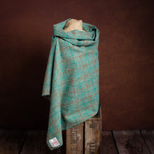 Load image into Gallery viewer, Harris Tweed Fabric 49