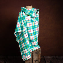 Load image into Gallery viewer, Harris Tweed Fabric 55