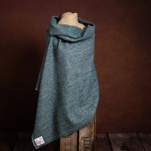 Load image into Gallery viewer, Harris Tweed Fabric 56
