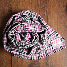 Load image into Gallery viewer, Harris Tweed Fabric 66