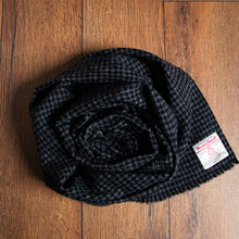 Load image into Gallery viewer, Harris Tweed Fabric 87