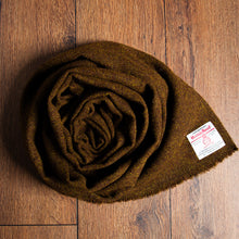 Load image into Gallery viewer, Harris Tweed Fabric 99