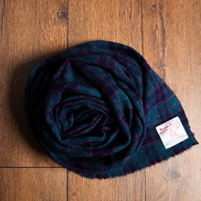 Load image into Gallery viewer, Harris Tweed Fabric 102