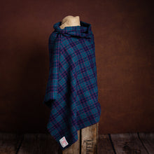 Load image into Gallery viewer, Harris Tweed Fabric 102