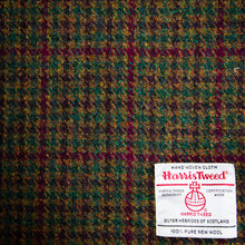 Load image into Gallery viewer, Harris Tweed Fabric 106