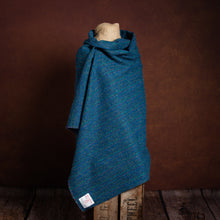 Load image into Gallery viewer, Harris Tweed Fabric 107