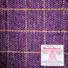Load image into Gallery viewer, Harris Tweed Fabric 110