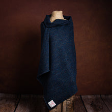 Load image into Gallery viewer, Harris Tweed Fabric 114
