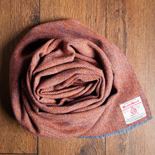 Load image into Gallery viewer, Harris Tweed Fabric 115