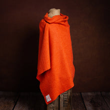 Load image into Gallery viewer, Harris Tweed Fabric 119