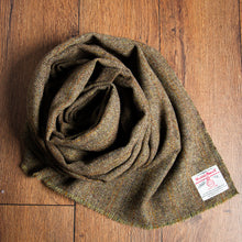 Load image into Gallery viewer, Harris Tweed Fabric 13