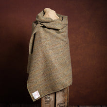 Load image into Gallery viewer, Harris Tweed Fabric 13