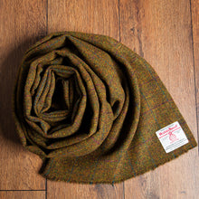 Load image into Gallery viewer, Harris Tweed Fabric 14