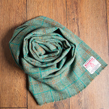Load image into Gallery viewer, Harris Tweed Fabric 20