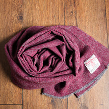 Load image into Gallery viewer, Harris Tweed Fabric 21