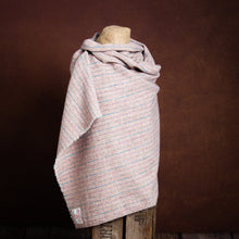 Load image into Gallery viewer, Harris Tweed Fabric 28