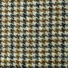 Load image into Gallery viewer, Harris Tweed Fabric 017