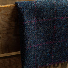 Load image into Gallery viewer, Harris Tweed Fabric 027