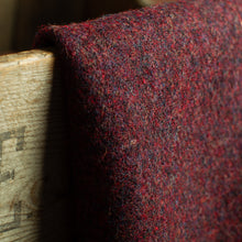 Load image into Gallery viewer, Harris Tweed Fabric 041