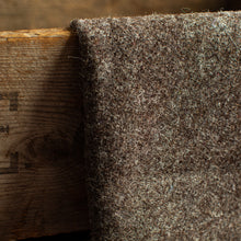 Load image into Gallery viewer, Harris Tweed Fabric 036