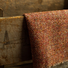Load image into Gallery viewer, Harris Tweed Fabric 035