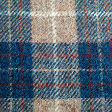 Load image into Gallery viewer, Harris Tweed Fabric 051
