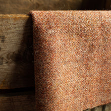 Load image into Gallery viewer, Harris Tweed Fabric 075