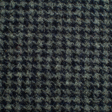 Load image into Gallery viewer, Harris Tweed Fabric 077