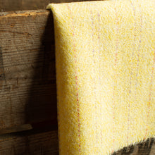 Load image into Gallery viewer, Harris Tweed Fabric 090