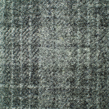 Load image into Gallery viewer, Harris Tweed Fabric 093