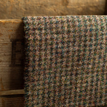 Load image into Gallery viewer, Harris Tweed Fabric 0110