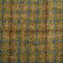 Load image into Gallery viewer, Harris Tweed Fabric 0111
