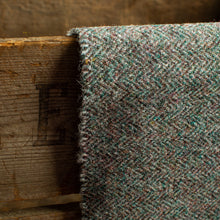 Load image into Gallery viewer, Harris Tweed Fabric 0118