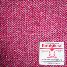 Load image into Gallery viewer, Harris Tweed Shawl 67
