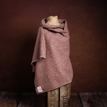 Load image into Gallery viewer, Harris Tweed Shawl 80
