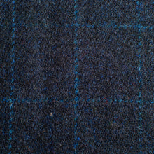 Load image into Gallery viewer, Harris Tweed Fabric 028
