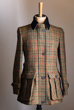Load image into Gallery viewer, Ladies Field Wear Coat - Style 08
