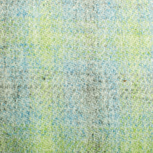Load image into Gallery viewer, Harris Tweed Fabric 034

