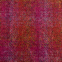 Load image into Gallery viewer, Harris Tweed Fabric 076
