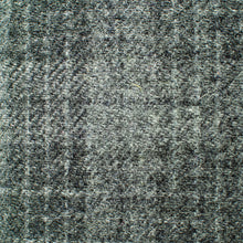 Load image into Gallery viewer, Harris Tweed Fabric 093
